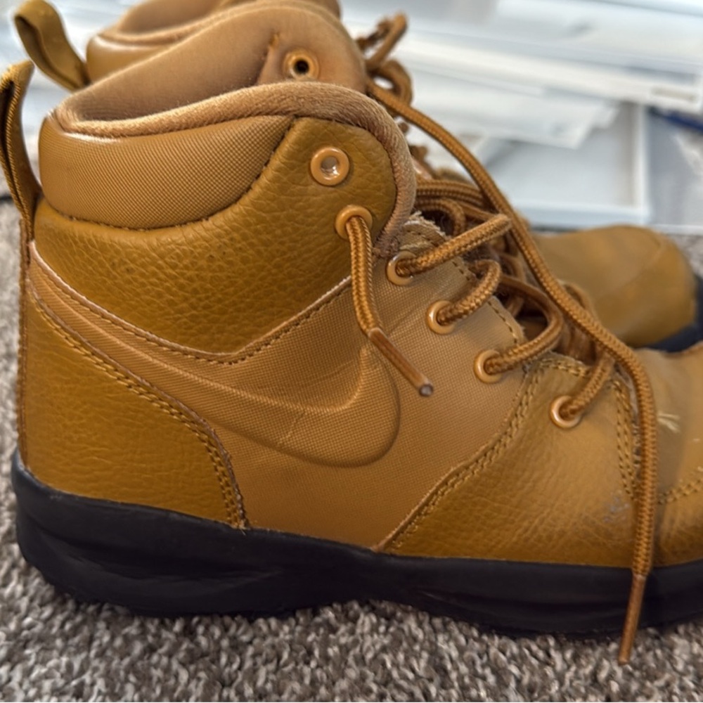 Nike Tan High-Top Sneakers